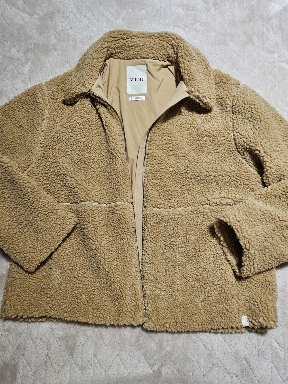 Vuori Women's Lou Full Zip Jacket In the Butterscotch Color
